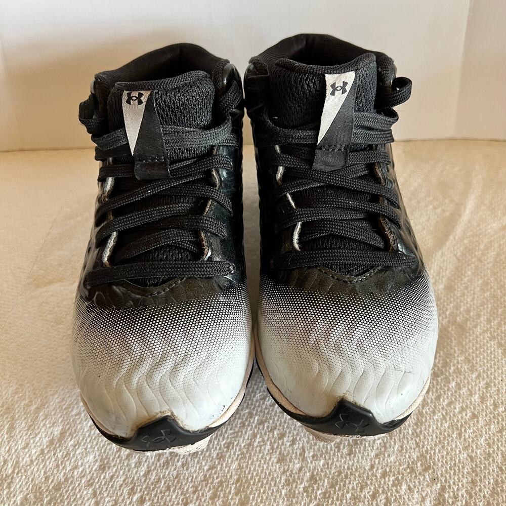 Under Armour Boys' Spotlight Hammer Jr Football Cleats Sz 13 - Picture 3 of 6